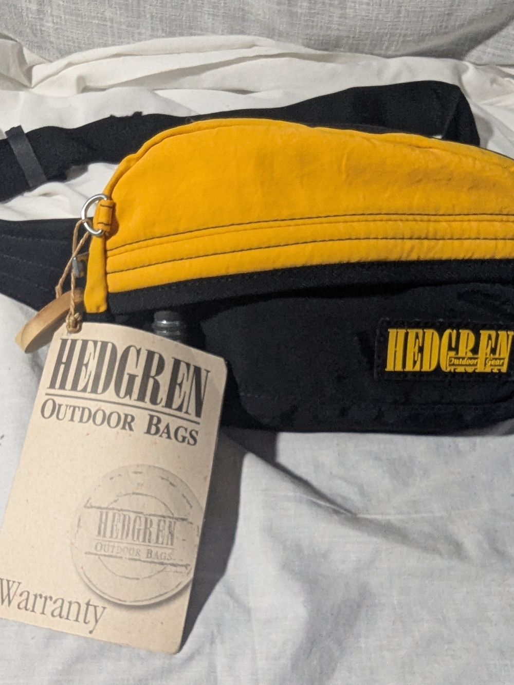 NWT Hedgren Black and Yellow Waist Bag Fanny Pack